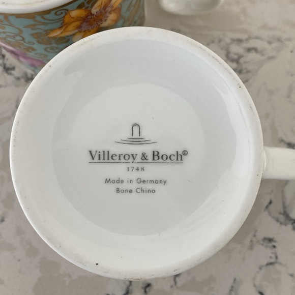Villeroy & Boch Bone China Set - Picture 8 of 10